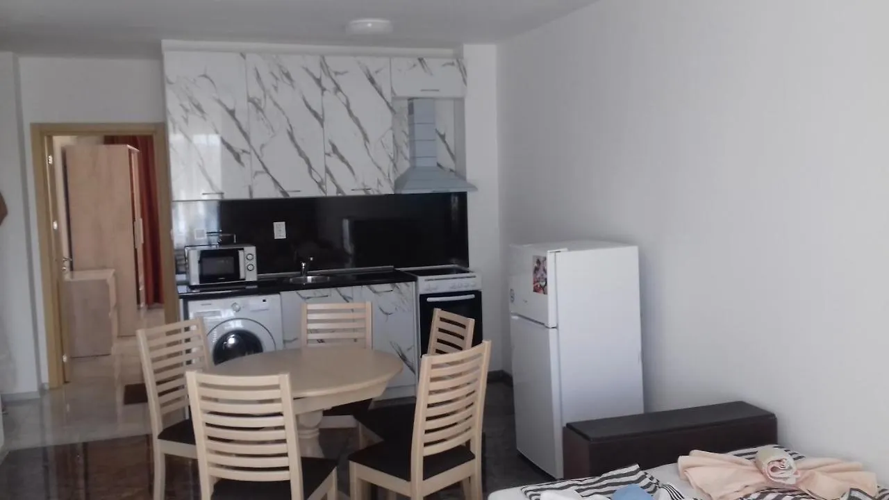 Apartments Kaloyan 소조폴